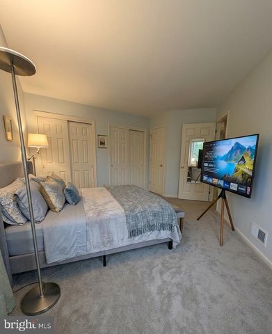 7 MARVIN CT, Lawrenceville, NJ 08648