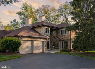 7 MARVIN CT, Lawrenceville, NJ 08648