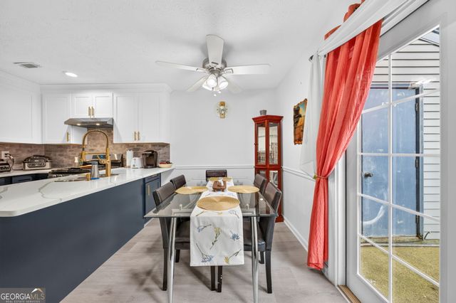 6715 Colchester Place, Norcross, GA 30093