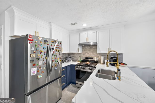 6715 Colchester Place, Norcross, GA 30093