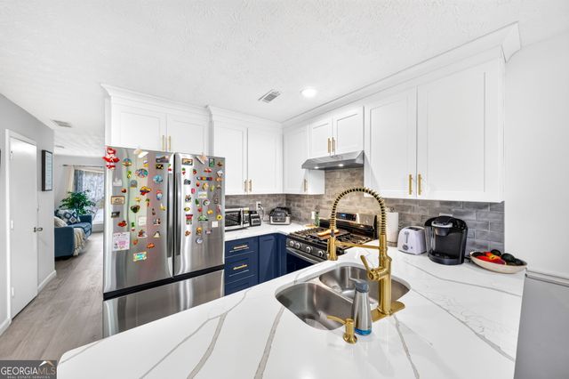 6715 Colchester Place, Norcross, GA 30093