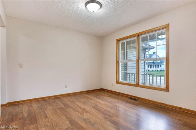 2041 Old Elm Street NE, Canton, OH 44721