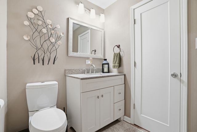 18439 Locust Street, Lansing, IL 60438