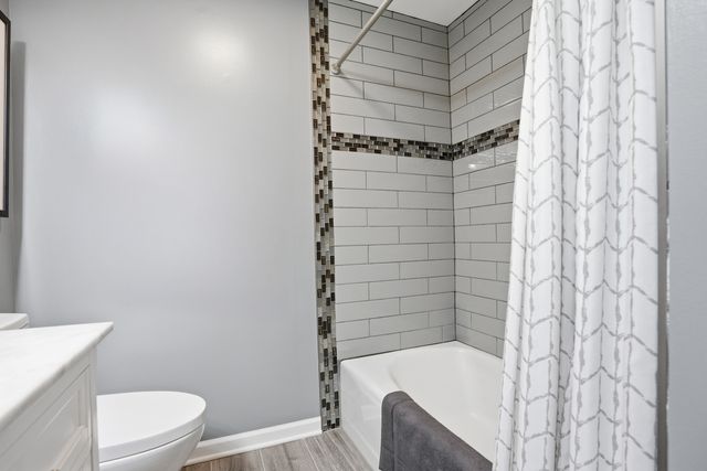 18439 Locust Street, Lansing, IL 60438