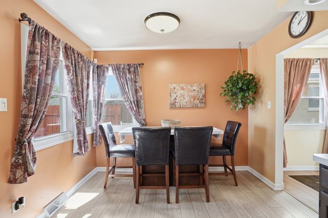 18439 Locust Street, Lansing, IL 60438