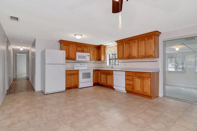 349 OLD WELCOME ROAD, Lithia, FL 33547