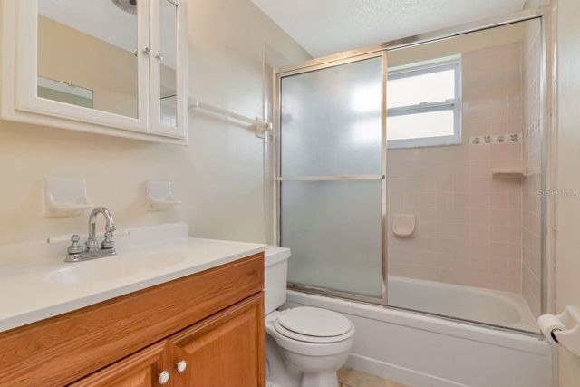 349 OLD WELCOME ROAD, Lithia, FL 33547