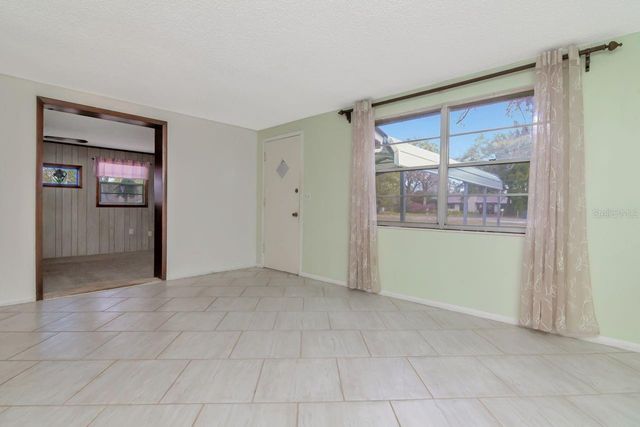 349 OLD WELCOME ROAD, Lithia, FL 33547