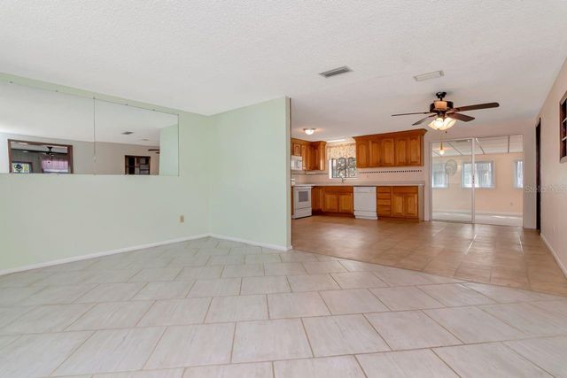 349 OLD WELCOME ROAD, Lithia, FL 33547