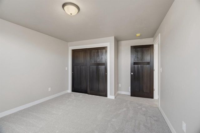 5749 N SEQUOIA DRIVE, Appleton, WI 54913