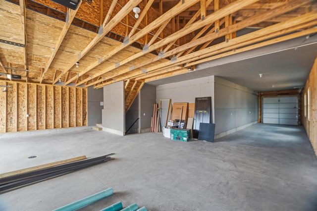 5749 N SEQUOIA DRIVE, Appleton, WI 54913
