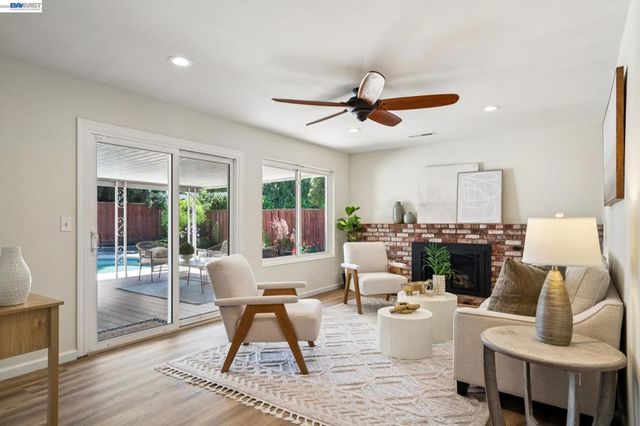 201 Ramon Pl, San Ramon, CA 94583