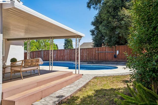 201 Ramon Pl, San Ramon, CA 94583