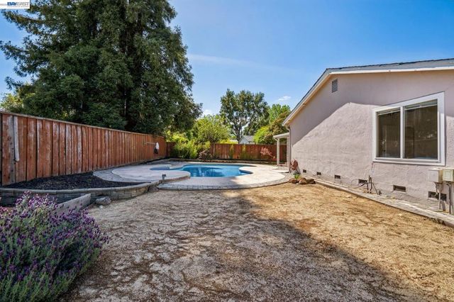 201 Ramon Pl, San Ramon, CA 94583