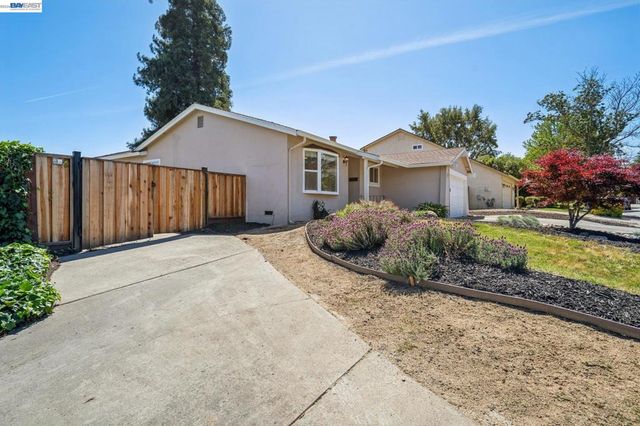 201 Ramon Pl, San Ramon, CA 94583