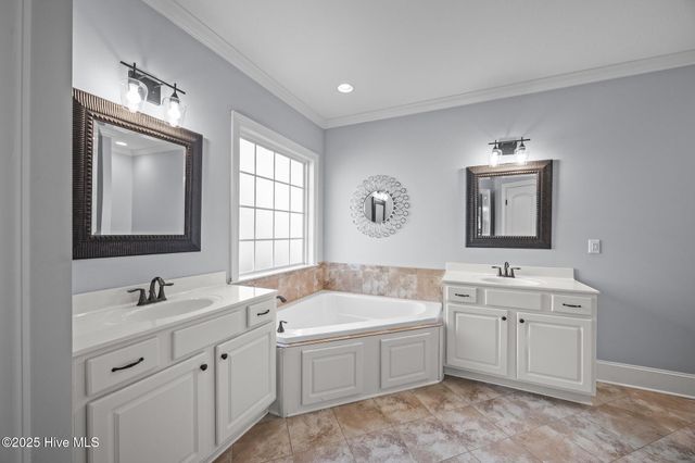 2324 Dovedale Drive B, Greenville, NC 27834