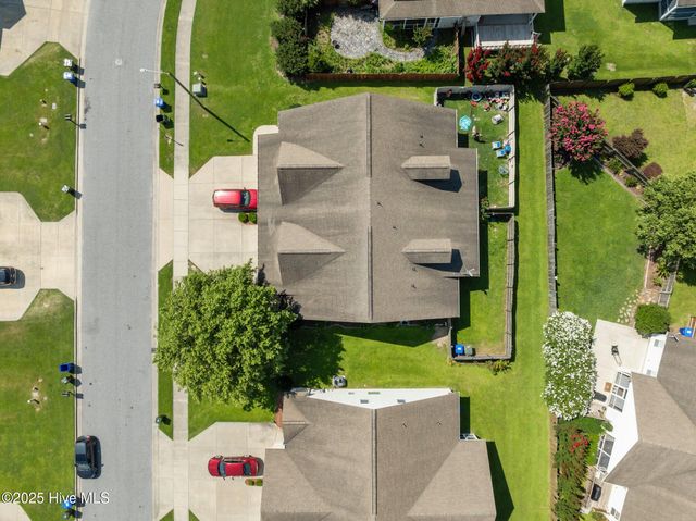 2324 Dovedale Drive B, Greenville, NC 27834