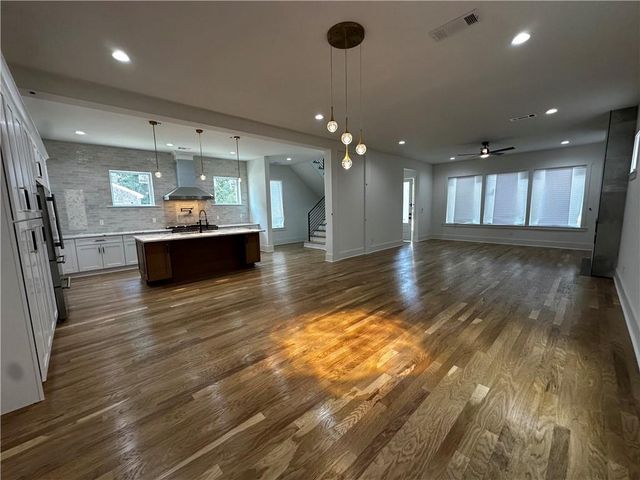 1064 Mcdaniel Street SW, Atlanta, GA 30310