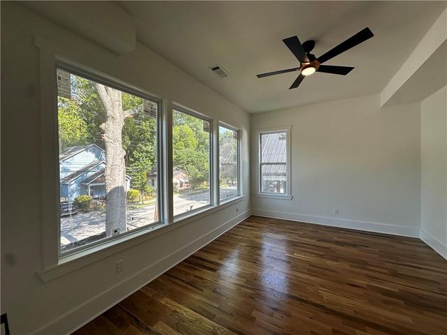 1064 Mcdaniel Street SW, Atlanta, GA 30310