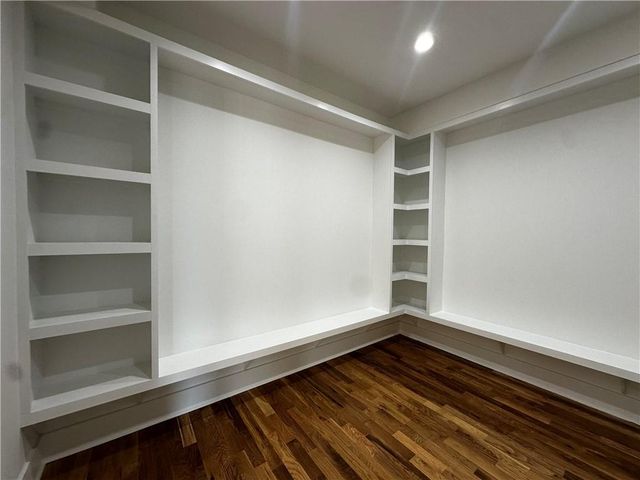 1064 Mcdaniel Street SW, Atlanta, GA 30310
