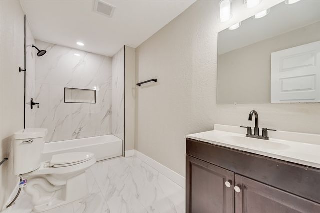 9303 S Fm 730, Azle, TX 76020