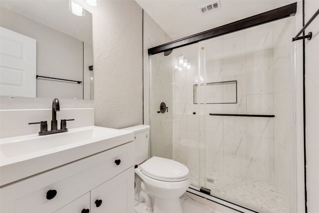 9303 S Fm 730, Azle, TX 76020