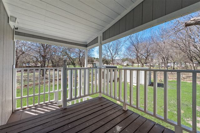 9303 S Fm 730, Azle, TX 76020