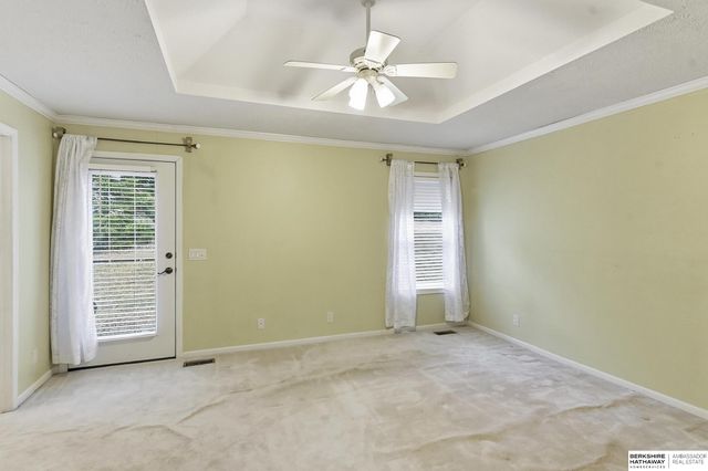 36712 Oakmont Drive, Louisville, NE 68037