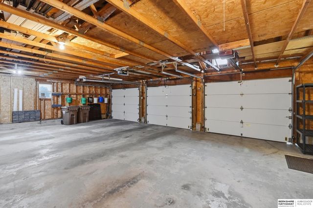 36712 Oakmont Drive, Louisville, NE 68037
