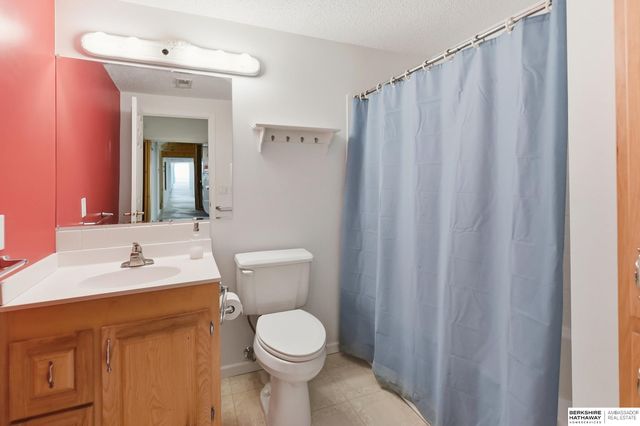 36712 Oakmont Drive, Louisville, NE 68037