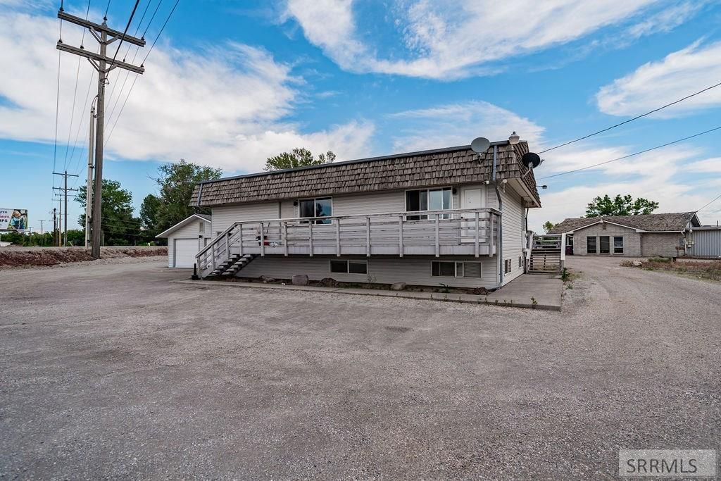 Image 2 of property listing at 375 W Hwy 39, Blackfoot, ID 83221