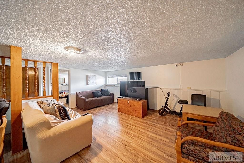 Image 20 of property listing at 375 W Hwy 39, Blackfoot, ID 83221