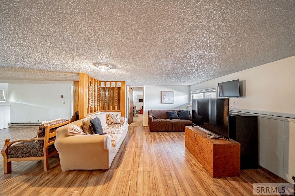 Image 21 of property listing at 375 W Hwy 39, Blackfoot, ID 83221