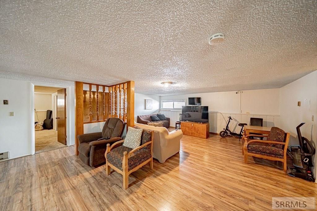 Image 22 of property listing at 375 W Hwy 39, Blackfoot, ID 83221