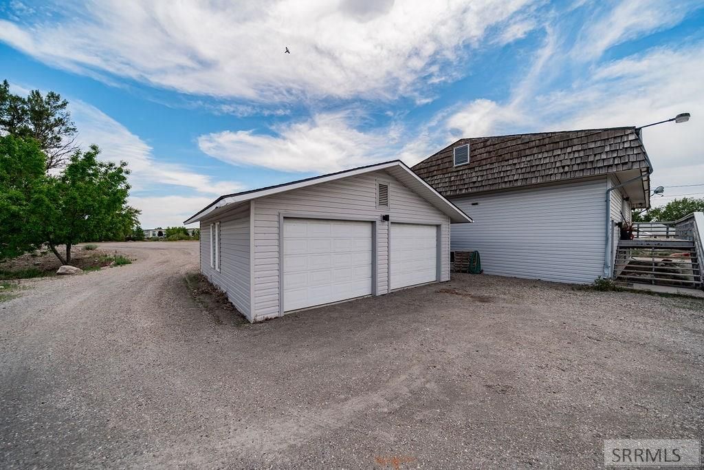Image 3 of property listing at 375 W Hwy 39, Blackfoot, ID 83221