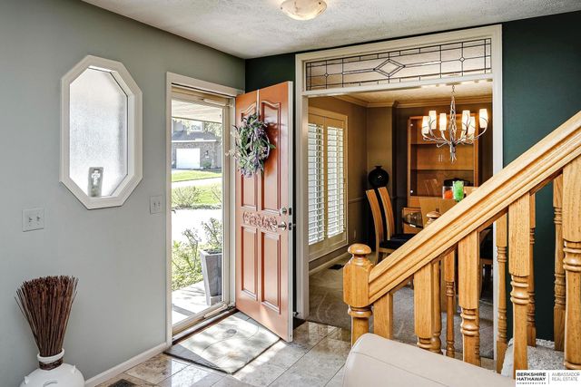 1214 N 161st Circle, Omaha, NE 68118