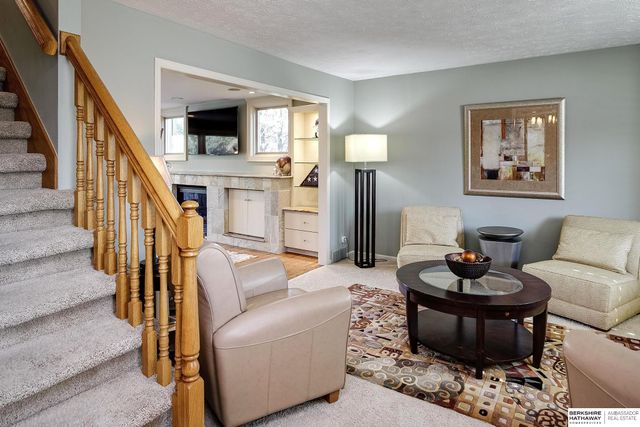 1214 N 161st Circle, Omaha, NE 68118