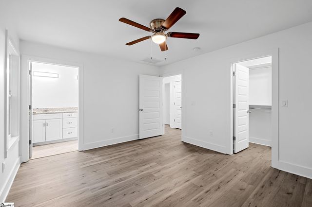 200 Hillbrook Road, Taylors, SC 29687