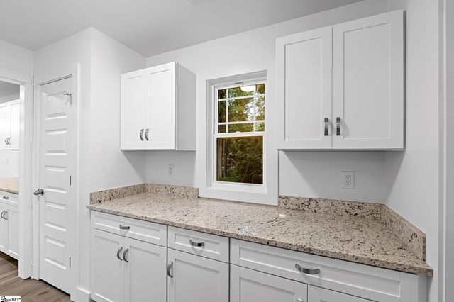 200 Hillbrook Road, Taylors, SC 29687