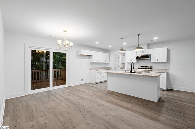 200 Hillbrook Road, Taylors, SC 29687