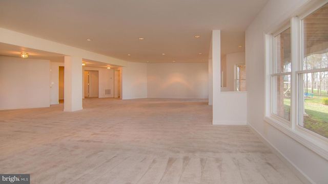 18208 SHINNIECOCK HILLS PL, Leesburg, VA 20176