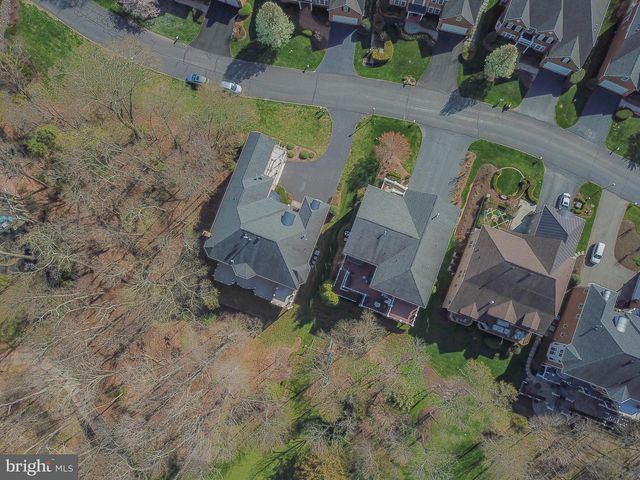 18208 SHINNIECOCK HILLS PL, Leesburg, VA 20176