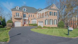 18208 SHINNIECOCK HILLS PL, Leesburg, VA 20176