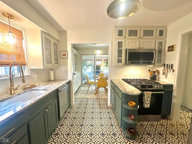 951 N Arlington Avenue, Indianapolis, IN 46219