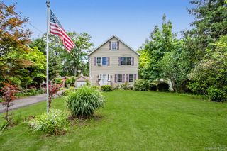 12 Lake Drive, New City, NY 10956