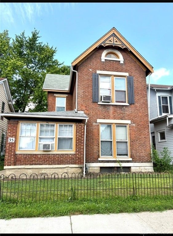 35 Huffman Avenue, Dayton, OH 45403
