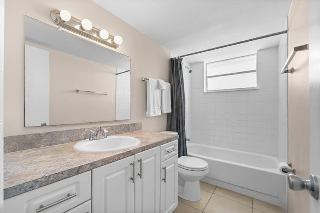 400 NE 2nd Street, Boynton Beach, FL 33435
