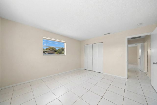 400 NE 2nd Street, Boynton Beach, FL 33435