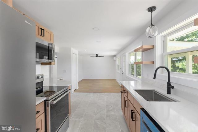 149 SASSY LN, Front Royal, VA 22630