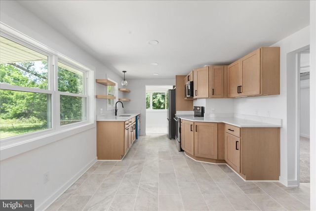 149 SASSY LN, Front Royal, VA 22630